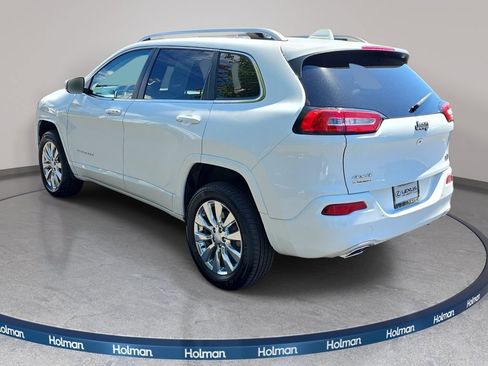 Used 2017 Jeep Cherokee Overland w/ Heavy Duty Protection Group AWD/4WD image 8