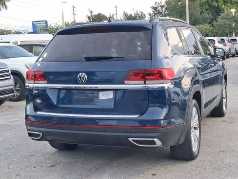 Used 2022 Volkswagen Atlas SE w/ Panoramic Sunroof Package FWD image 6