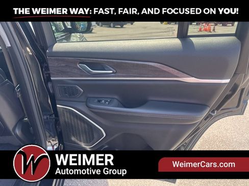 Used 2024 Jeep Grand Cherokee Limited 4xe AWD/4WD image 33
