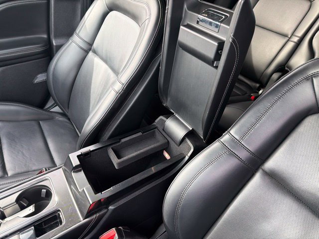 Used 2021 Lincoln Corsair AWD w/ Equipment Group 101A image 21