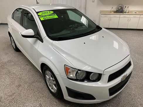 Used 2013 Chevrolet Sonic LT image 3