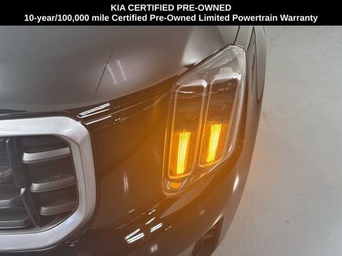 Certified 2024 Kia Telluride S w/ S Sunroof Package AWD/4WD image 28