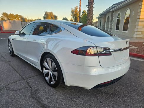 Used 2020 Tesla Model S AWD image 4