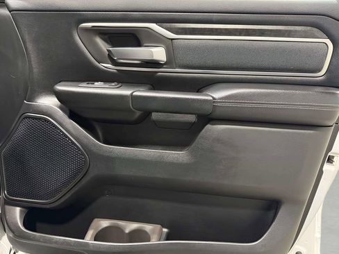 Used 2019 RAM 1500 Big Horn AWD/4WD image 10