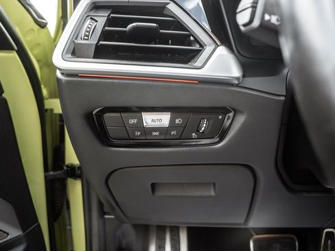 Used 2021 BMW M3 Competition image 19