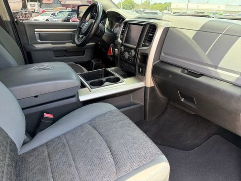 Used 2015 RAM 1500 Lone Star RWD image 32