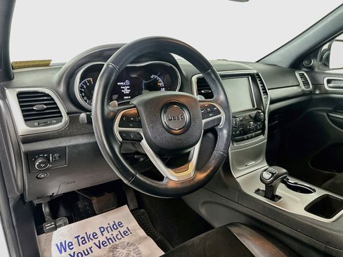 Used 2015 Jeep Grand Cherokee Altitude AWD/4WD image 9