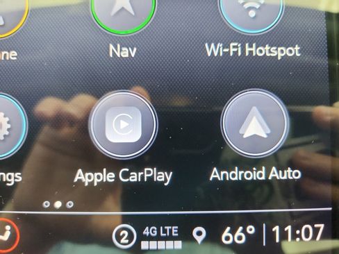 Used 2024 Chevrolet Malibu LT image 23