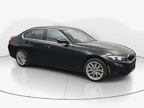 Used 2024 BMW 330i Sedan image 2