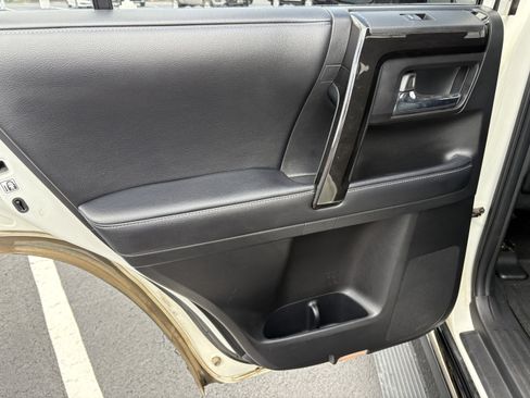 Used 2019 Toyota 4Runner Limited AWD/4WD image 8