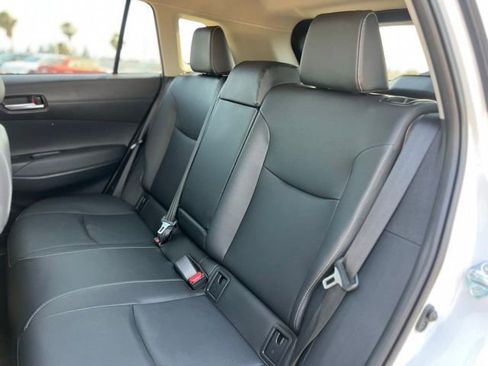 Certified 2024 Toyota Corolla Cross XLE FWD image 15