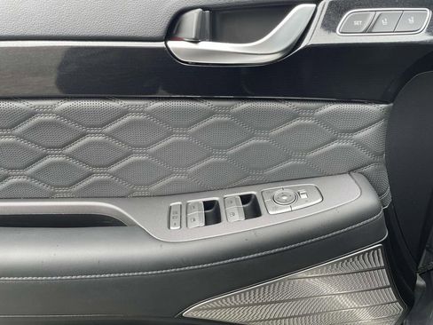 Used 2022 Hyundai Palisade Calligraphy image 16