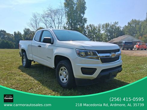 Used 2018 Chevrolet Colorado W/T image 3