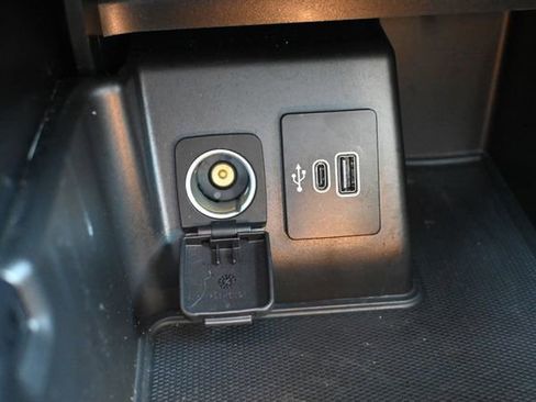 Used 2025 Ford Explorer ST AWD/4WD image 32