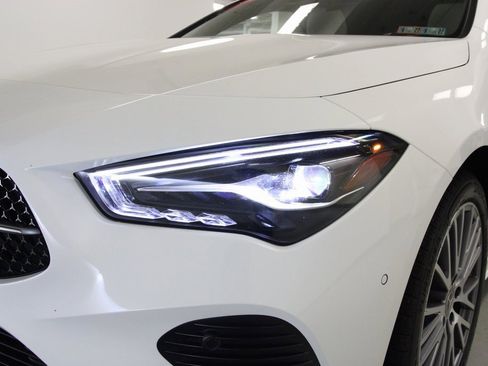 Certified 2025 Mercedes-Benz CLA 250 4MATIC image 9