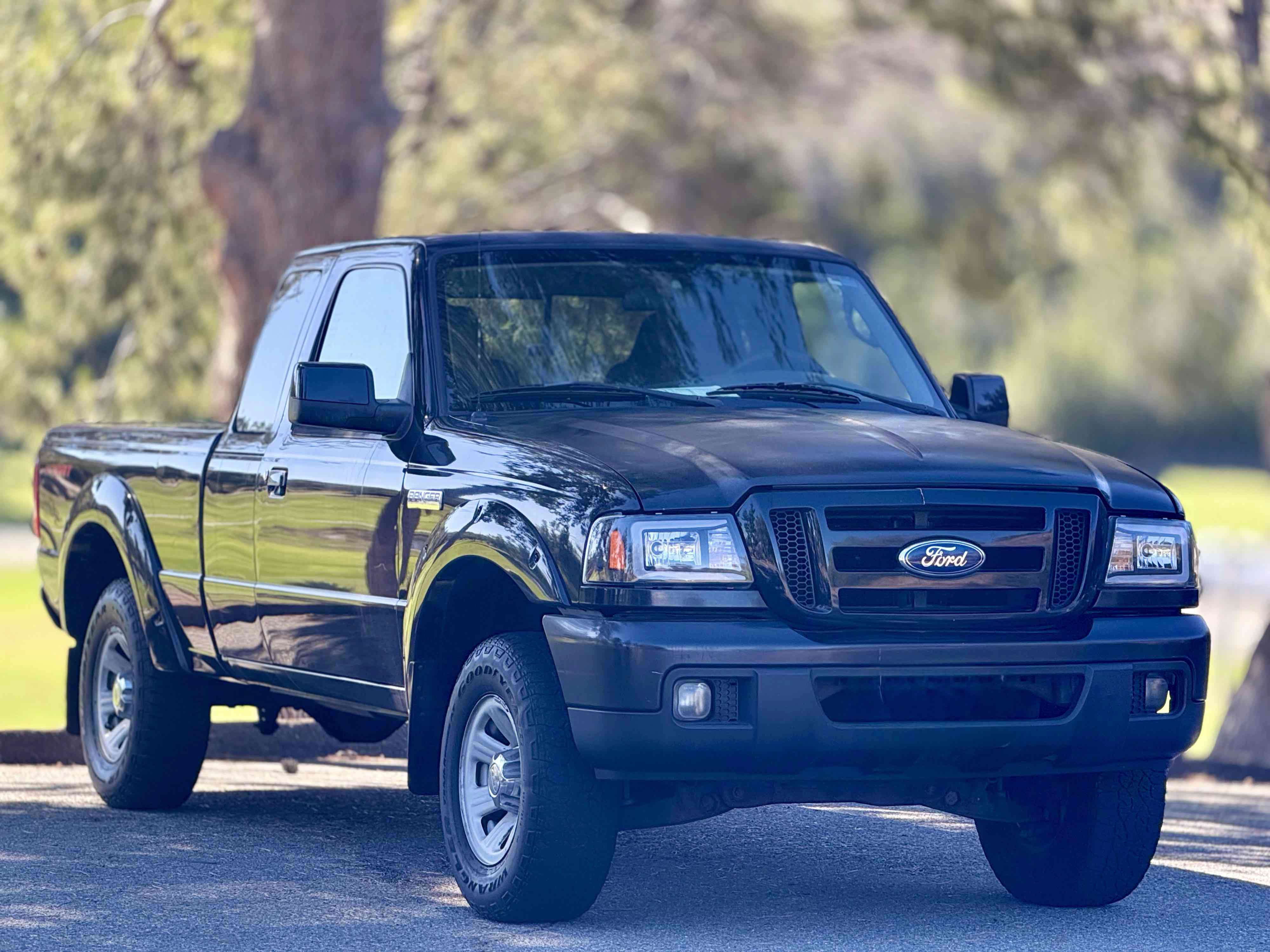 Used 2007 Ford Ranger STX RWD image 3
