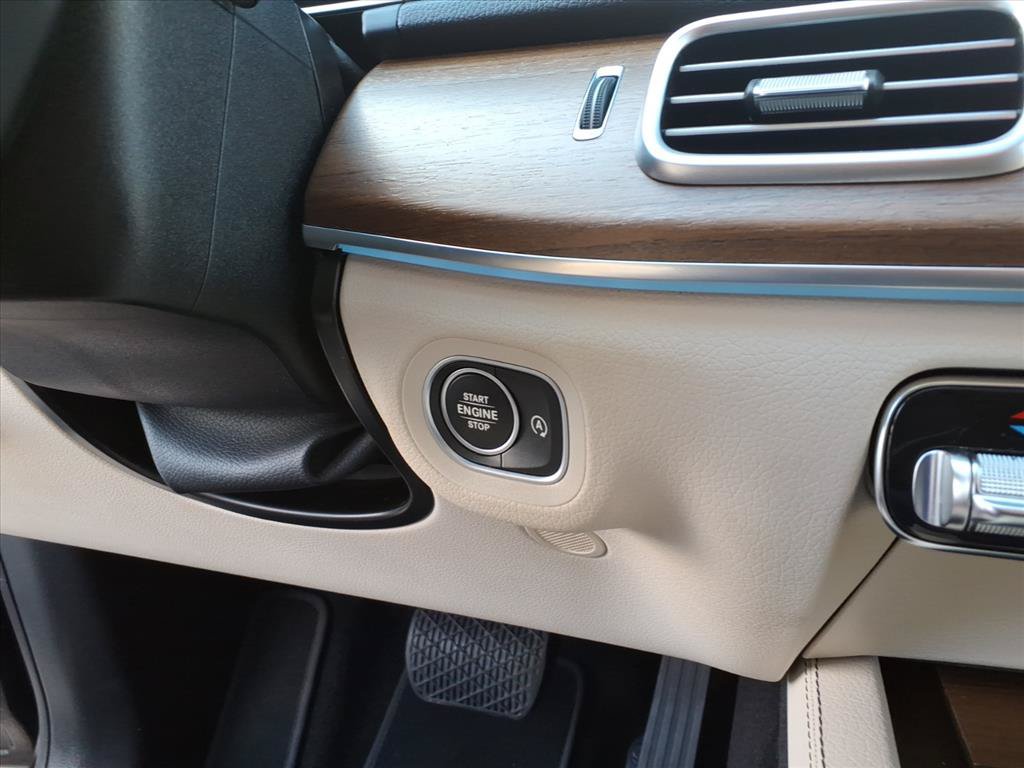 Used 2024 Mercedes-Benz GLE 350 4MATIC image 13