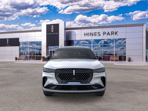 New 2026 Lincoln Nautilus Reserve AWD/4WD image 6