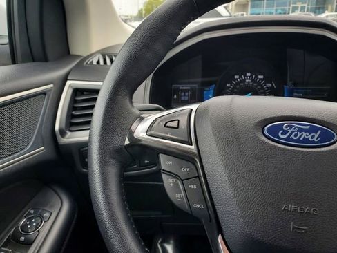 Used 2024 Ford Edge SEL w/ Convenience Package AWD/4WD image 13