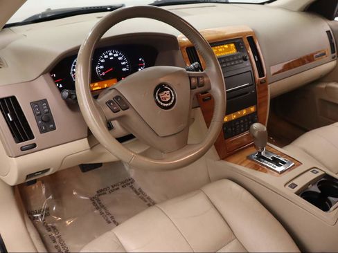 Used 2006 Cadillac STS V6 w/ Preferred Equipment Group image 13