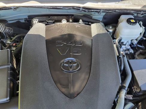Used 2023 Toyota Tacoma TRD Off-Road image 23