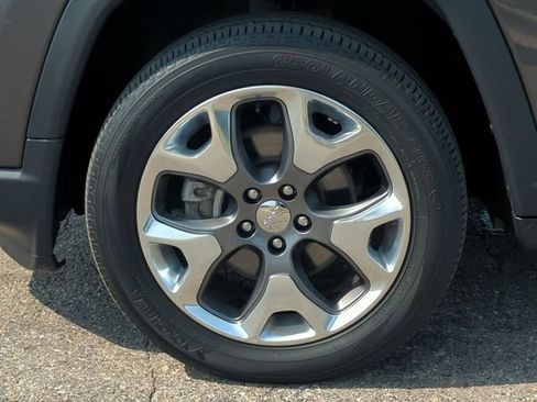 Used 2020 Jeep Compass Limited AWD/4WD image 10