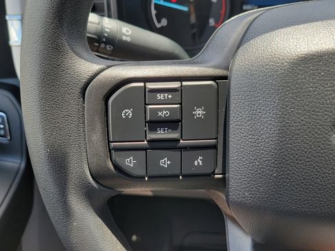 Used 2024 Ford F550 4x4 Regular Cab Super Duty image 19