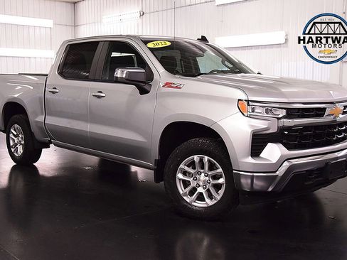 Used 2022 Chevrolet Silverado 1500 LT AWD/4WD image 1