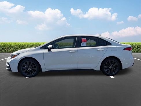 New 2026 Toyota Corolla SE FWD image 7
