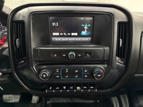 Used 2018 Chevrolet Silverado 3500 W/T w/ WT Convenience Package image 17