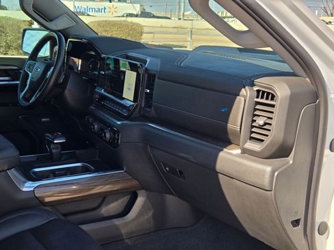 Certified 2023 Chevrolet Silverado 1500 LT Trail Boss w/ LT Trail Boss Premium Package image 29