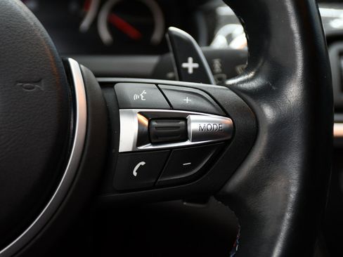 Used 2013 BMW M6 Coupe image 22