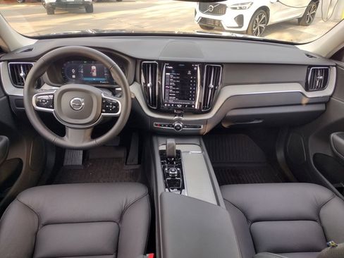 New 2025 Volvo XC60 B5 Plus w/ Protection Package Premier image 17