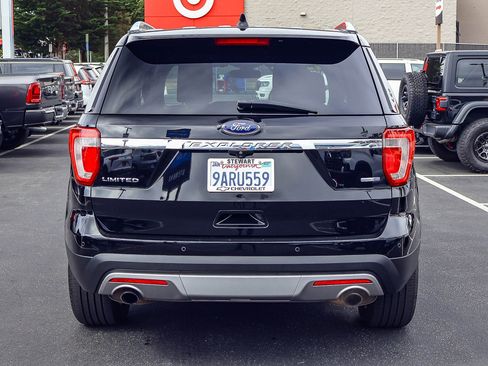 Used 2017 Ford Explorer Limited w/ Equipment Group 301A AWD/4WD image 24