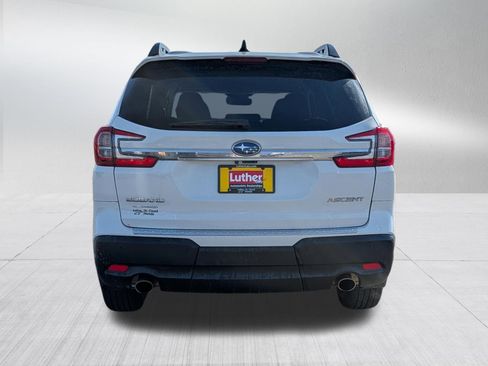 Used 2023 Subaru Ascent Premium w/ Convenience Package image 6