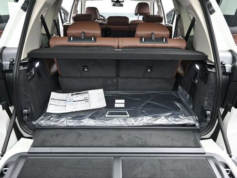 New 2026 BMW X7 xDrive40i AWD/4WD image 17