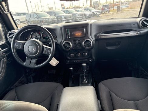 Used 2017 Jeep Wrangler Unlimited Sport w/ Quick Order Package 24S image 12