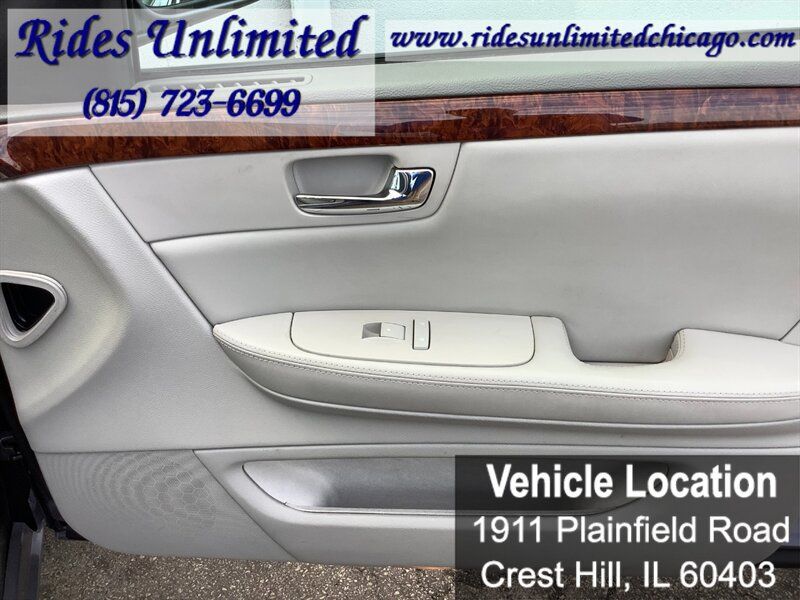 Used 2007 Cadillac DTS FWD image 26