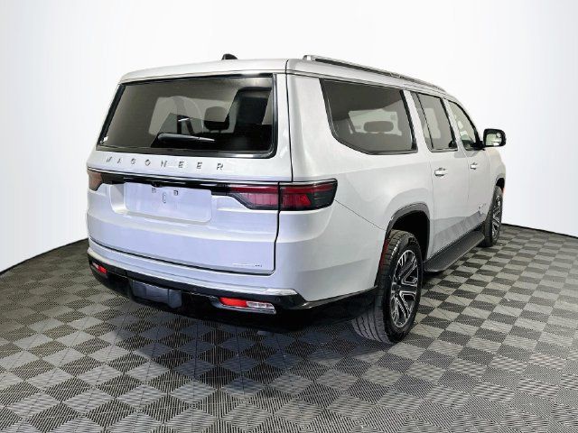Used 2024 Jeep Wagoneer L Series II w/ Flexible Seating Group RWD image 8