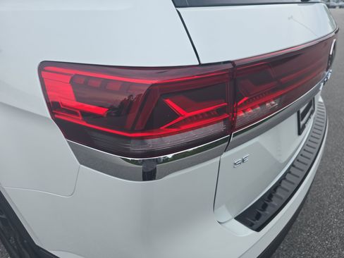 New 2026 Volkswagen Atlas SE image 34