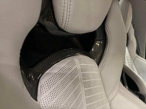 Used 2024 Chevrolet Corvette Stingray Premium Conv w/ Z51 Performance Package image 26