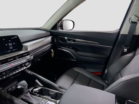 New 2025 Kia Telluride EX image 25