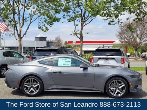 New 2025 Ford Mustang Coupe image 10