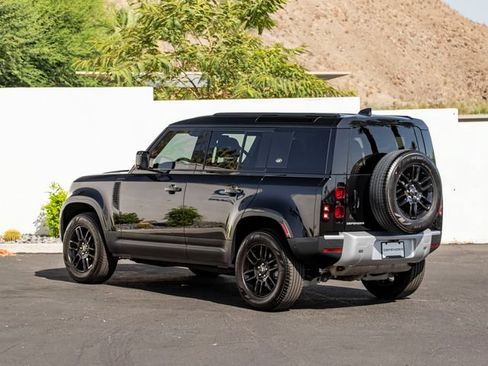 Used 2023 Land Rover Defender 110 AWD/4WD image 9