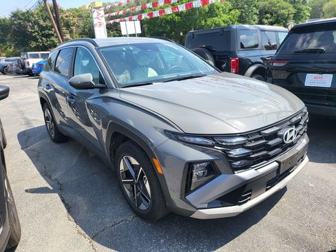 Used 2025 Hyundai Tucson SEL FWD image 7