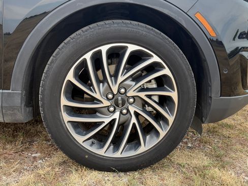 Used 2020 Lincoln Nautilus Reserve w/ Equipment Group 201A FWD image 18