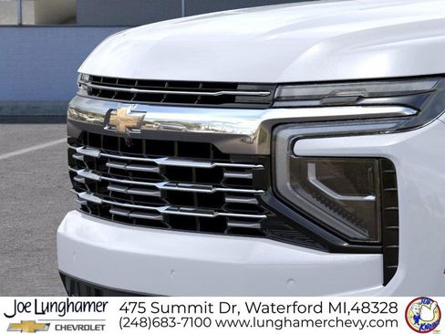 New 2026 Chevrolet Suburban Premier image 13