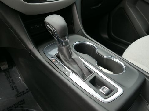 Used 2022 Chevrolet Equinox LT FWD image 22