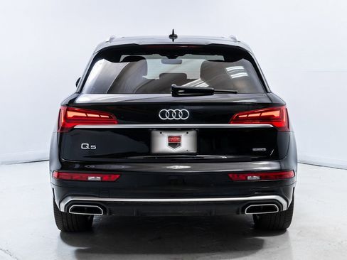 Used 2021 Audi Q5 e Premium Plus w/ Premium Plus Package image 6