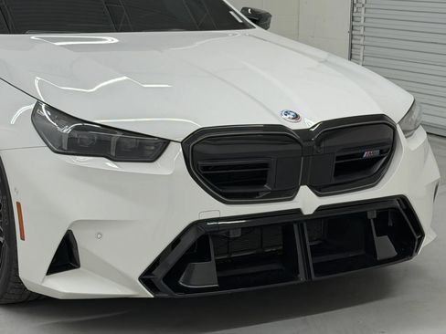 Used 2026 BMW M5 w/ Executive Package AWD/4WD image 45